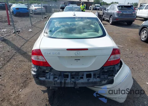 2008 Mercedes-Benz Clk 350 from USA, damaged, VIN WDBTJ56H18F240864